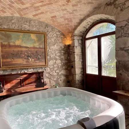 Affittacamere Casale Sovrastante Il Di Bolsena *
